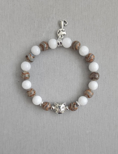 Custom Brown Tabby White Cat Bracelet